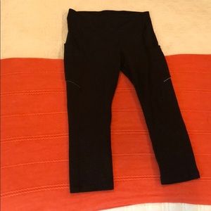 Lululemon cropped leggings